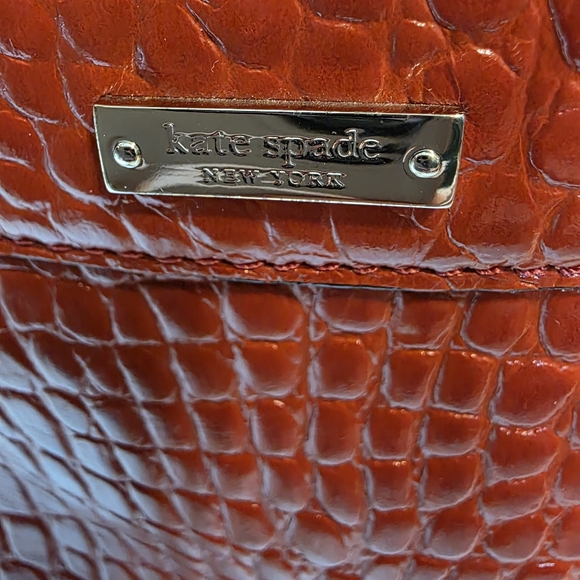 Kate Spade New York Stevie Carlsbad Red Croc-Embossed Leather Satchel -$350 MSRP - Picture 6 of 8